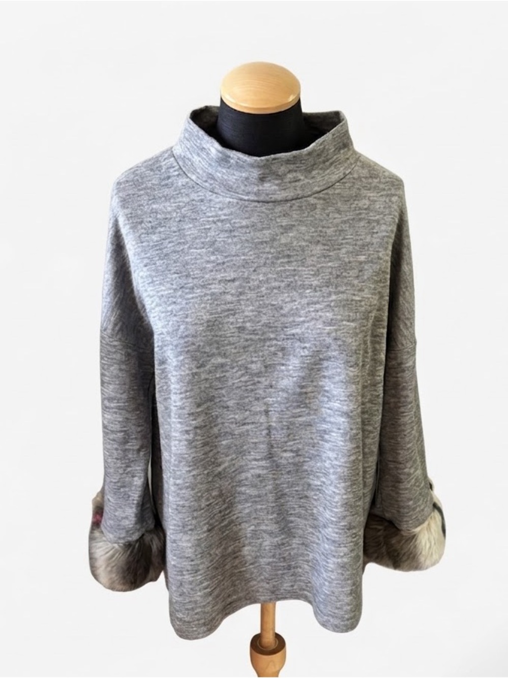 NWT Trisha Tyler Gray Faux Fur Cuff Funnel Neck Tunic Sweater L